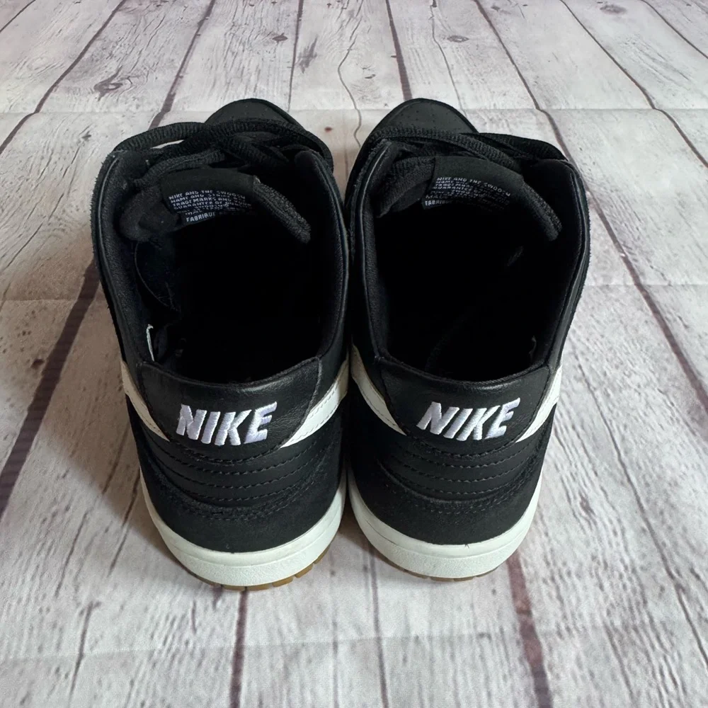 Nike SB Zoom Dunk Low Pro